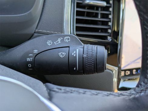 Certified 2024 Volvo XC90 B6 Ultimate w/ Lounge Package image 40