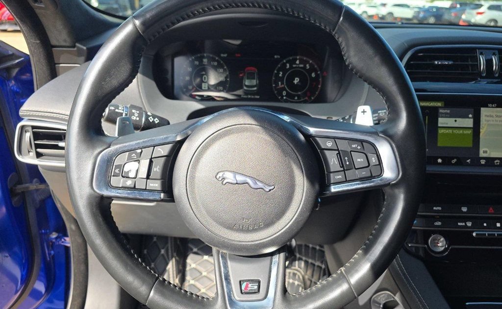 Used 2019 Jaguar F-PACE S AWD/4WD image 9