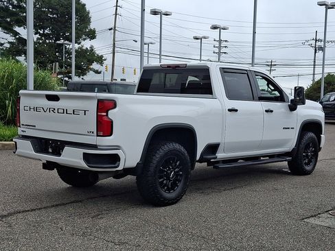 Used 2024 Chevrolet Silverado 2500 LTZ w/ LTZ Plus Package AWD/4WD image 11