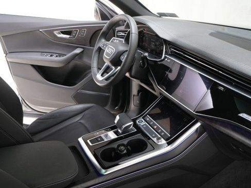 Used 2023 Audi Q8 Premium Plus w/ Premium Plus Package image 60