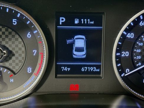 Used 2020 Hyundai Elantra SEL image 16