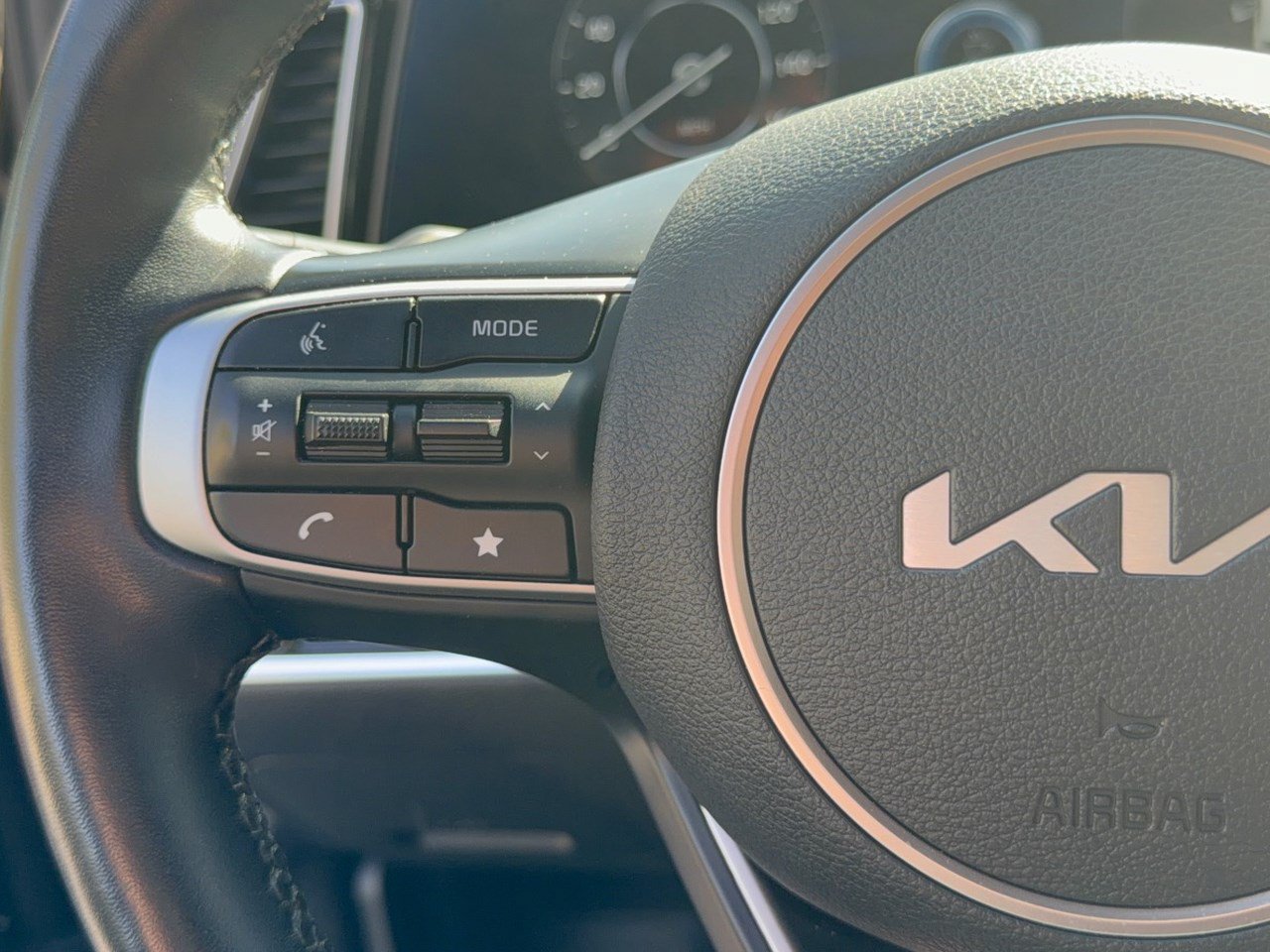 Used 2023 Kia Sportage SX FWD image 18