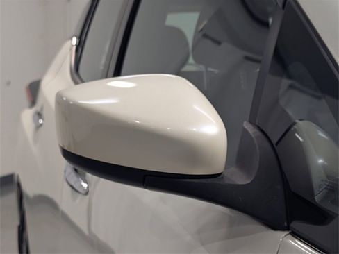 Used 2022 Nissan Leaf SV image 30