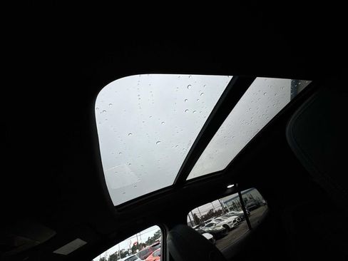 Used 2025 Chevrolet Equinox EV LT w/ Convenience Package II image 28