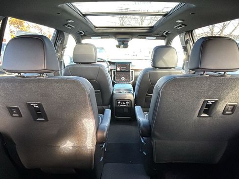 New 2026 GMC Acadia Denali image 32