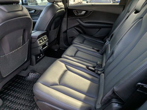 Used 2018 Audi Q7 3.0T Prestige w/ Prestige Package image 41