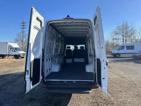 New 2025 Mercedes-Benz Sprinter 3500 image 6