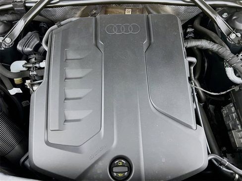 New 2025 Audi Q5 2.0T Premium Plus image 28