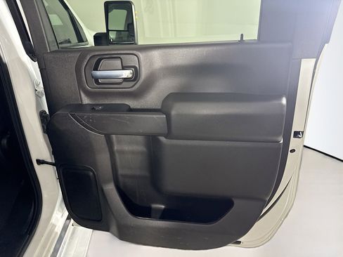 Used 2023 Chevrolet Silverado 2500 LT w/ Convenience Package image 28