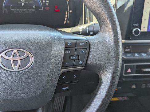 Used 2025 Toyota Camry LE FWD image 22