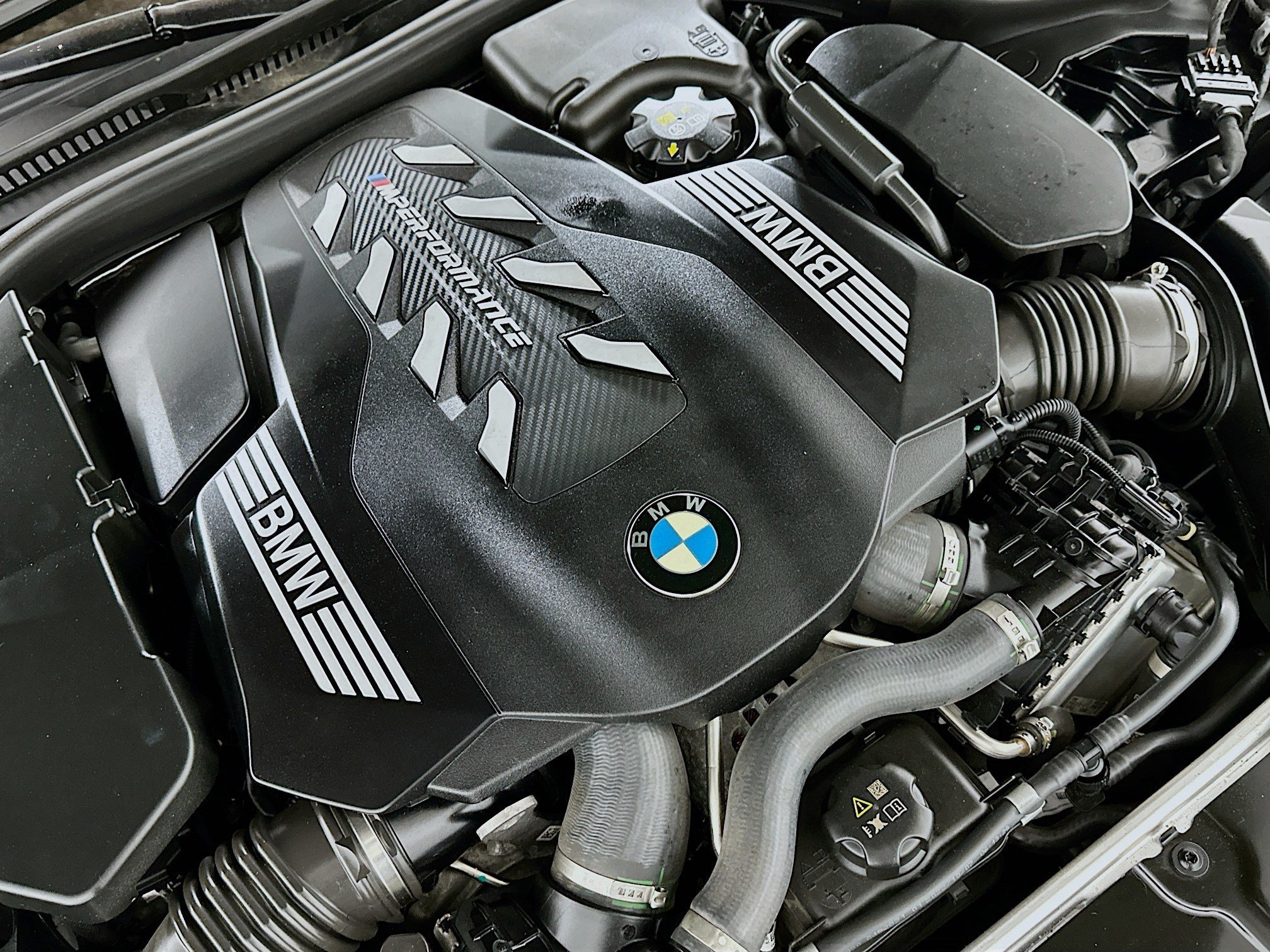 Used 2023 BMW M550i xDrive w/ Executive Package AWD/4WD image 33