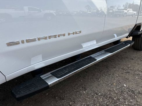 New 2026 GMC Sierra 2500 SLT w/ SLT Premium Package AWD/4WD image 11