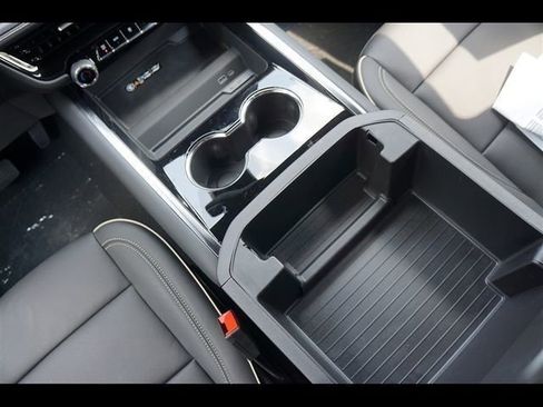 New 2025 Chevrolet Tahoe Premier image 14