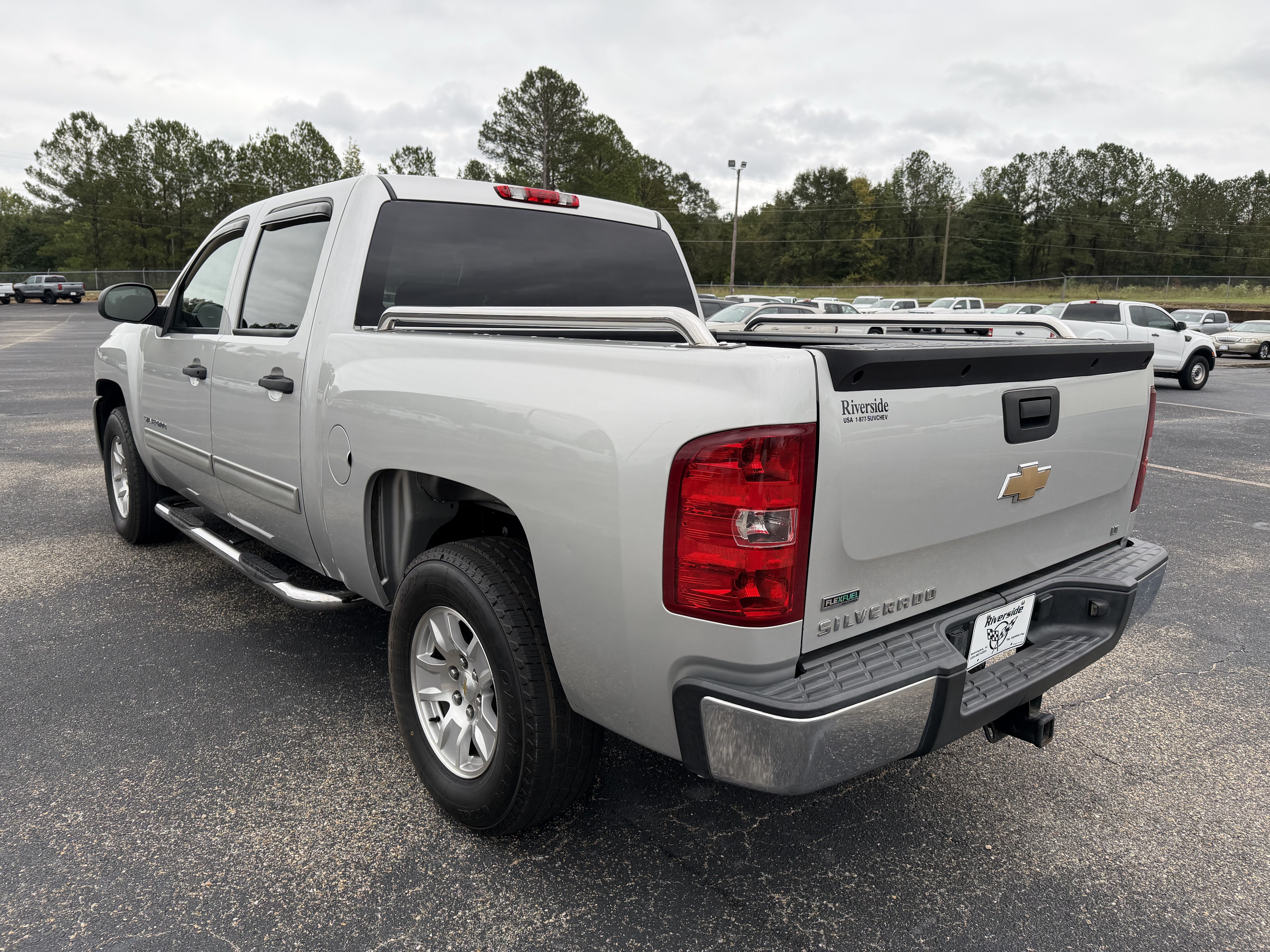 Used 2010 Chevrolet Silverado 1500 LT w/ Power Pack Plus RWD image 4