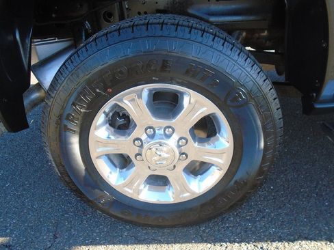 Used 2025 RAM 2500 Big Horn image 16