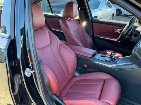 Used 2022 BMW 330e w/ M Sport Package image 22