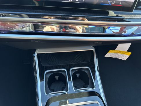 New 2026 BMW 750e xDrive w/ Luxury Rear Seating Package image 16