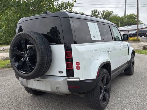 Used 2020 Land Rover Defender 110 SE AWD/4WD image 3