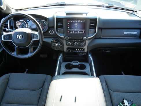 Used 2020 RAM 1500 Big Horn AWD/4WD image 10