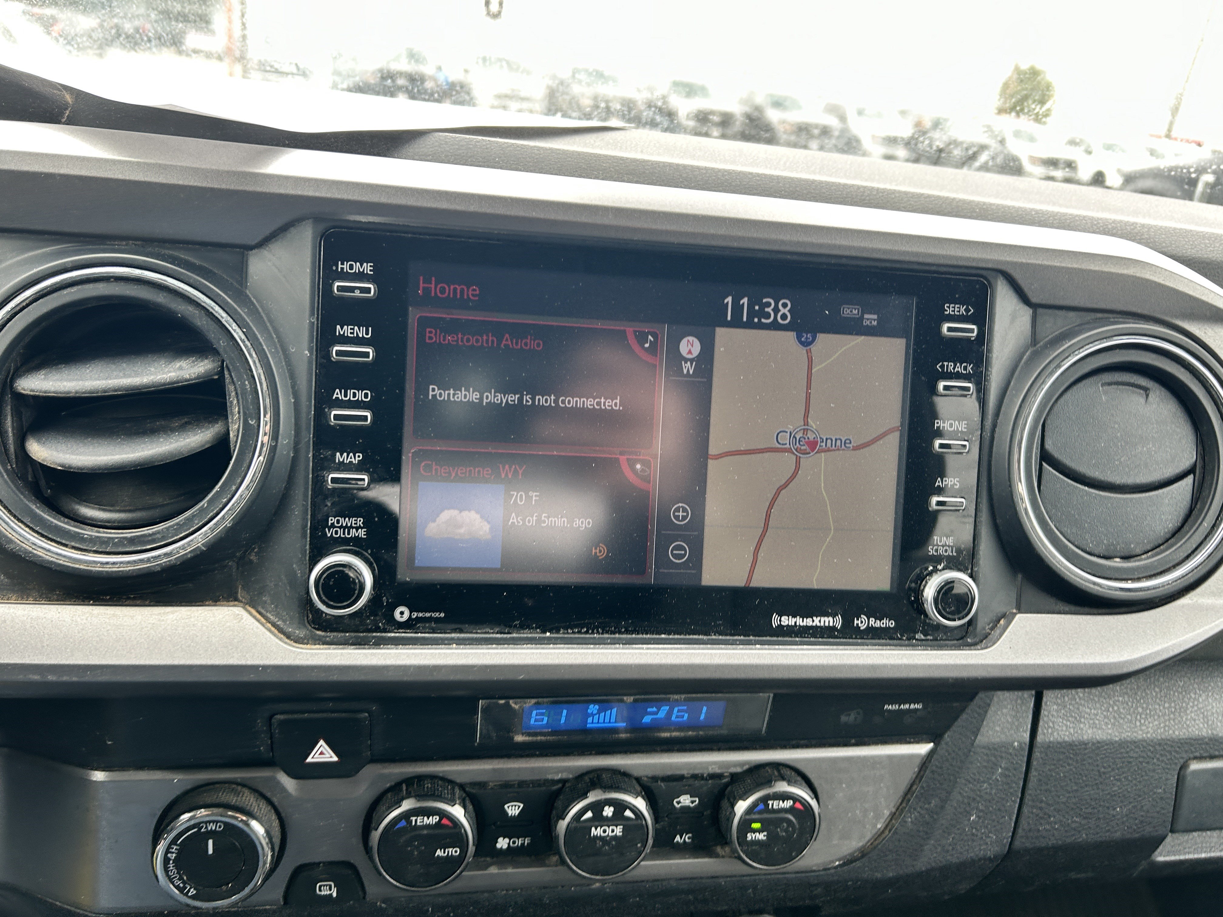 Used 2021 Toyota Tacoma SR5 AWD/4WD image 15