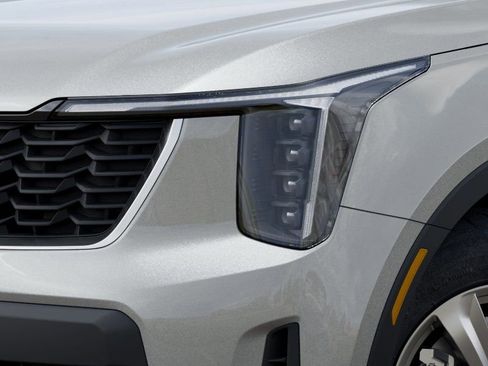 New 2026 Kia Sorento LX image 10