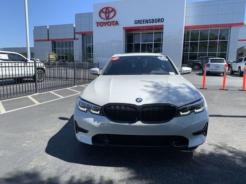 Used 2022 BMW 330i xDrive Sedan w/ Driving Assistance Package AWD/4WD image 3