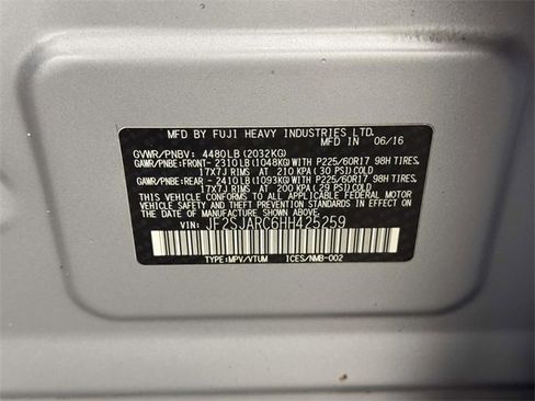 Used 2017 Subaru Forester 2.5i Limited image 16