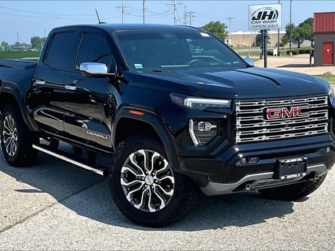 Used 2024 GMC Canyon Denali AWD/4WD image 36