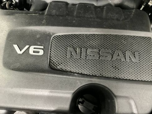 Used 2023 Nissan Pathfinder Platinum AWD/4WD image 32