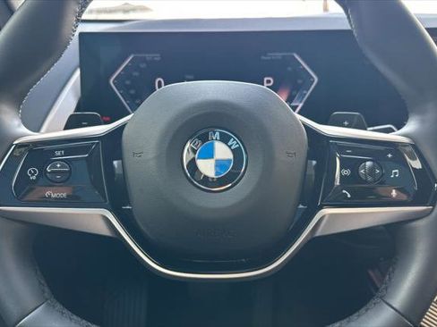 Used 2025 BMW X3 xDrive30i w/ Convenience Package image 23