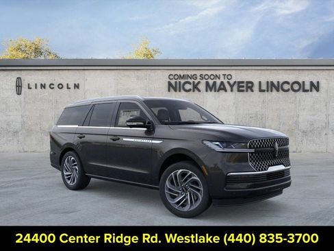 New 2026 Lincoln Navigator Reserve AWD/4WD image 7