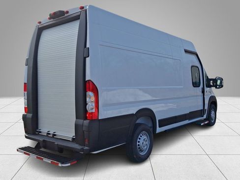 New 2024 RAM ProMaster 3500 w/ Delivery Van Package image 4