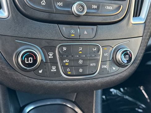 Used 2023 Chevrolet Malibu LT image 31