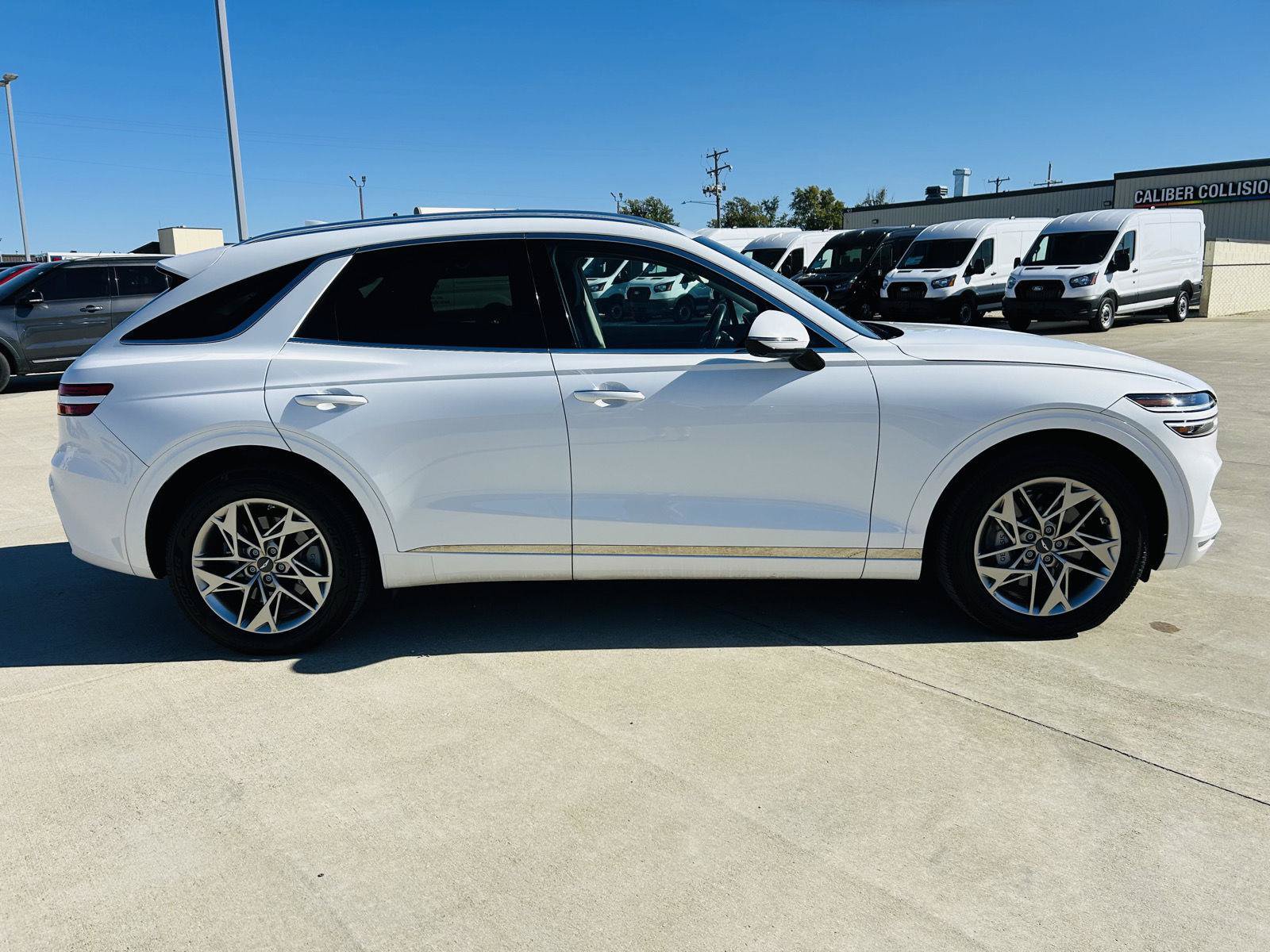 Used 2024 Genesis GV70 2.5T w/ Advanced Package AWD/4WD image 40