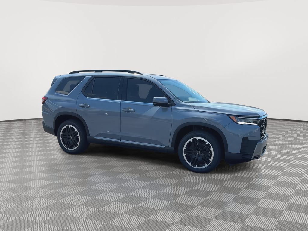 New 2026 Honda Pilot Touring image 2