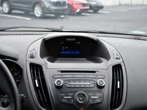 Used 2017 Ford Escape SE AWD/4WD image 26