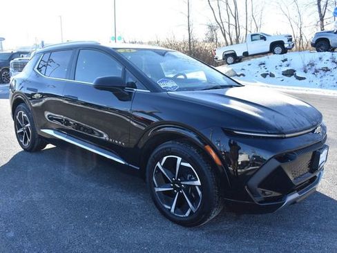 Certified 2024 Chevrolet Equinox EV LT image 11