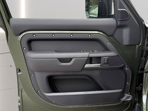 New 2026 Land Rover Defender 110 S image 21