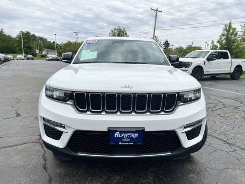 Used 2023 Jeep Grand Cherokee Limited AWD/4WD image 40