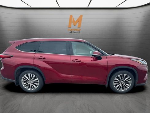 Used 2020 Toyota Highlander Platinum image 6
