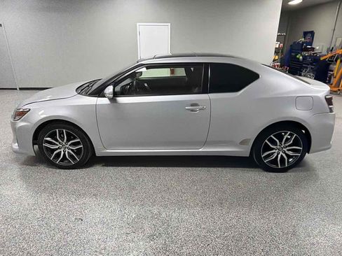Used 2014 Scion tC image 6