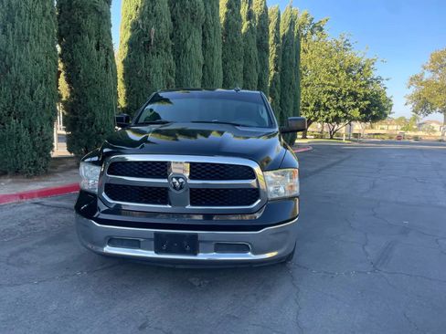 Used 2013 RAM 1500 Classic SLT RWD image 4