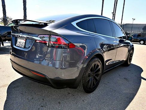Used 2016 Tesla Model X 90D AWD/4WD image 7