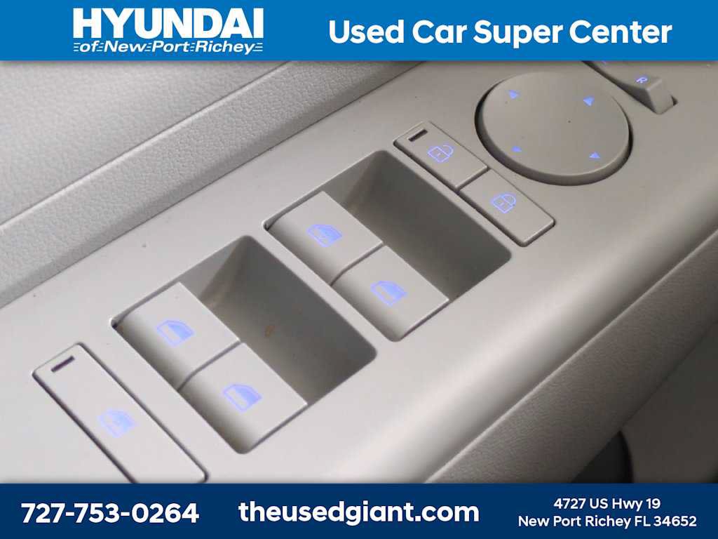 Certified 2024 Hyundai Kona SE FWD image 24