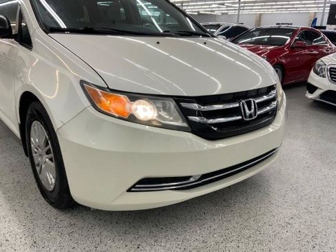 Used 2016 Honda Odyssey LX image 35