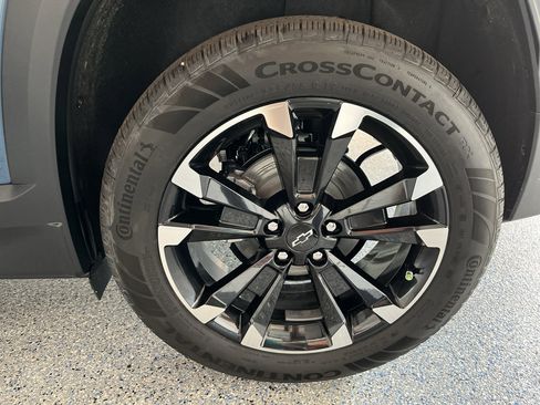 New 2026 Chevrolet Equinox RS FWD image 34