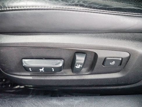 Used 2017 Lexus ES 300h w/ Luxury Package image 20