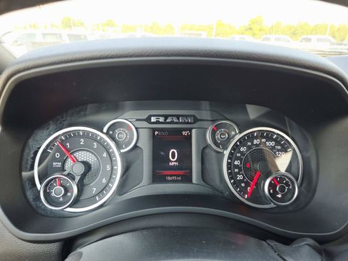 Used 2026 RAM 2500 Big Horn AWD/4WD image 25