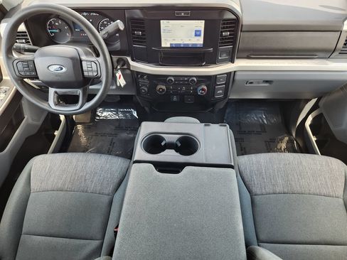 Used 2025 Ford F250 XLT AWD/4WD image 26