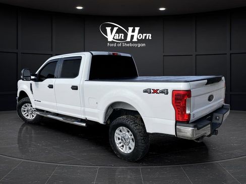 Used 2018 Ford F250 XLT image 3